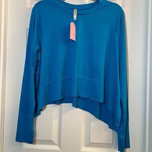 👗 NWT Zenana Outfitters Blue  Long Sleeve Athletic Top size Large